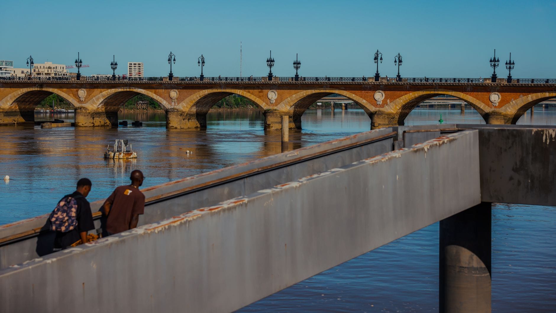 Agen quai de la Garonne